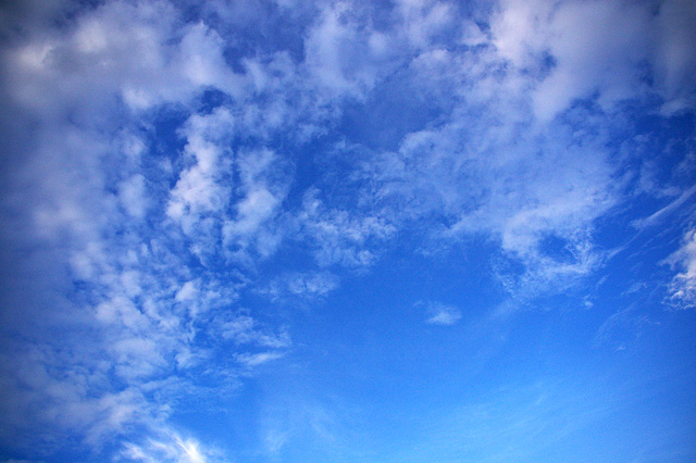 青空と雲の写真素材 フリー
