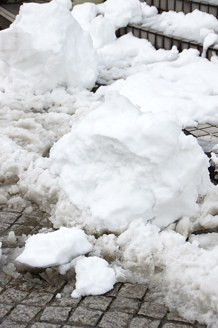 雪ダルマの無料写真素材