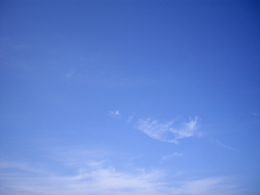 青い空のフリー写真素材