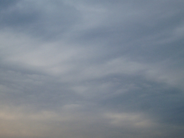 曇り空のフリー写真素材