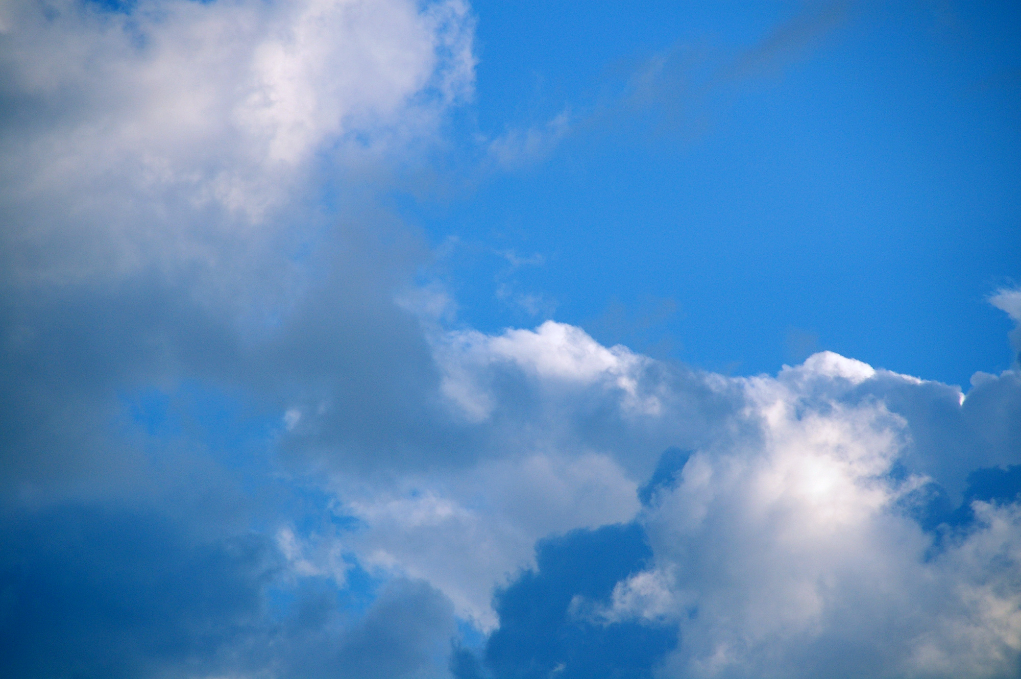 雲の写真のフリー素材