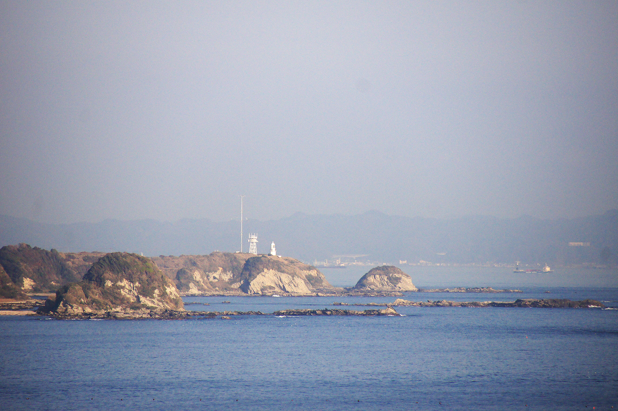 城ヶ島から見た海のフリー写真素材